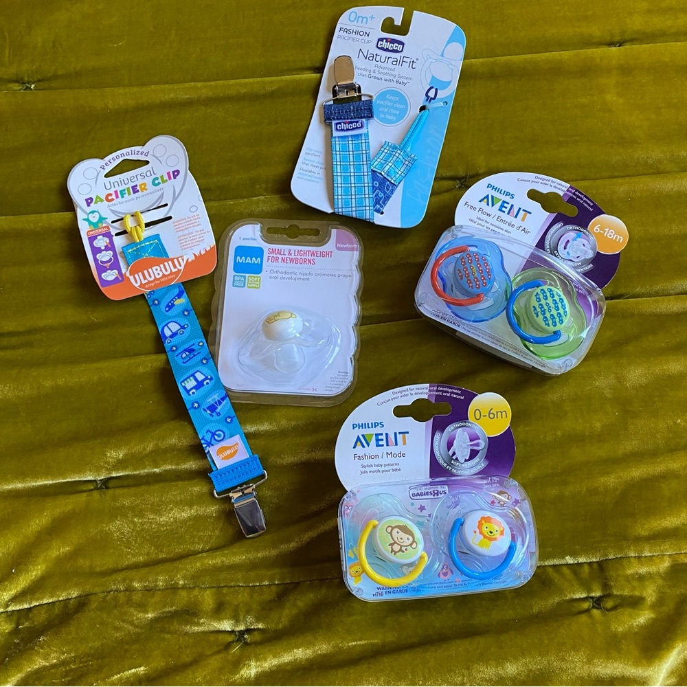 Bundle Of Pacifiers And Clips NWT